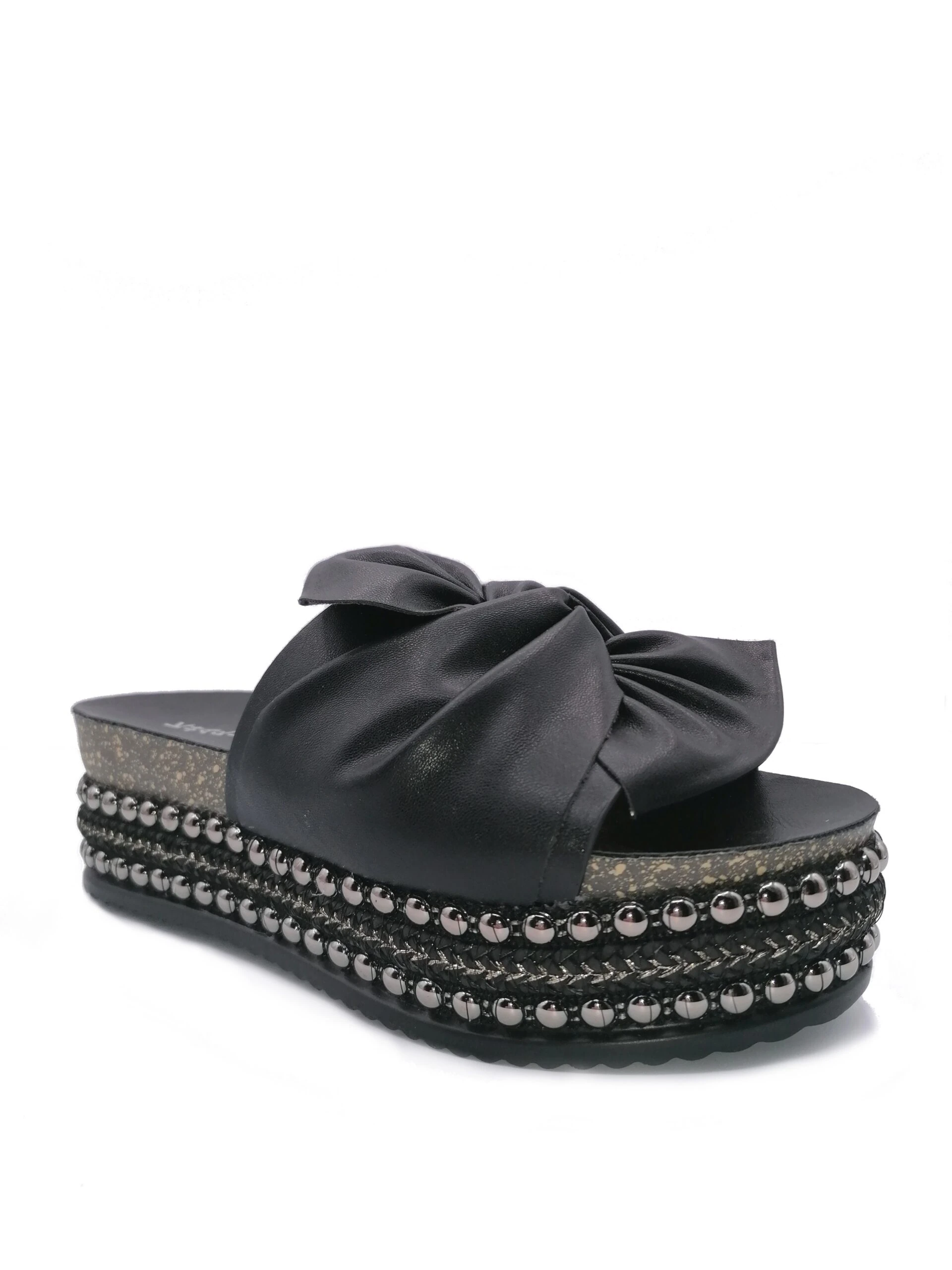 CIABATTA KHARISMA CON ZEPPA 5cm BIANCO-NERO ART. 1606