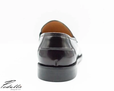 MOCASSINO UOMO IN PELLE DI VITELLO, SPAZZOLATO BORDEAUX, SUOLA IN CUOIO 312