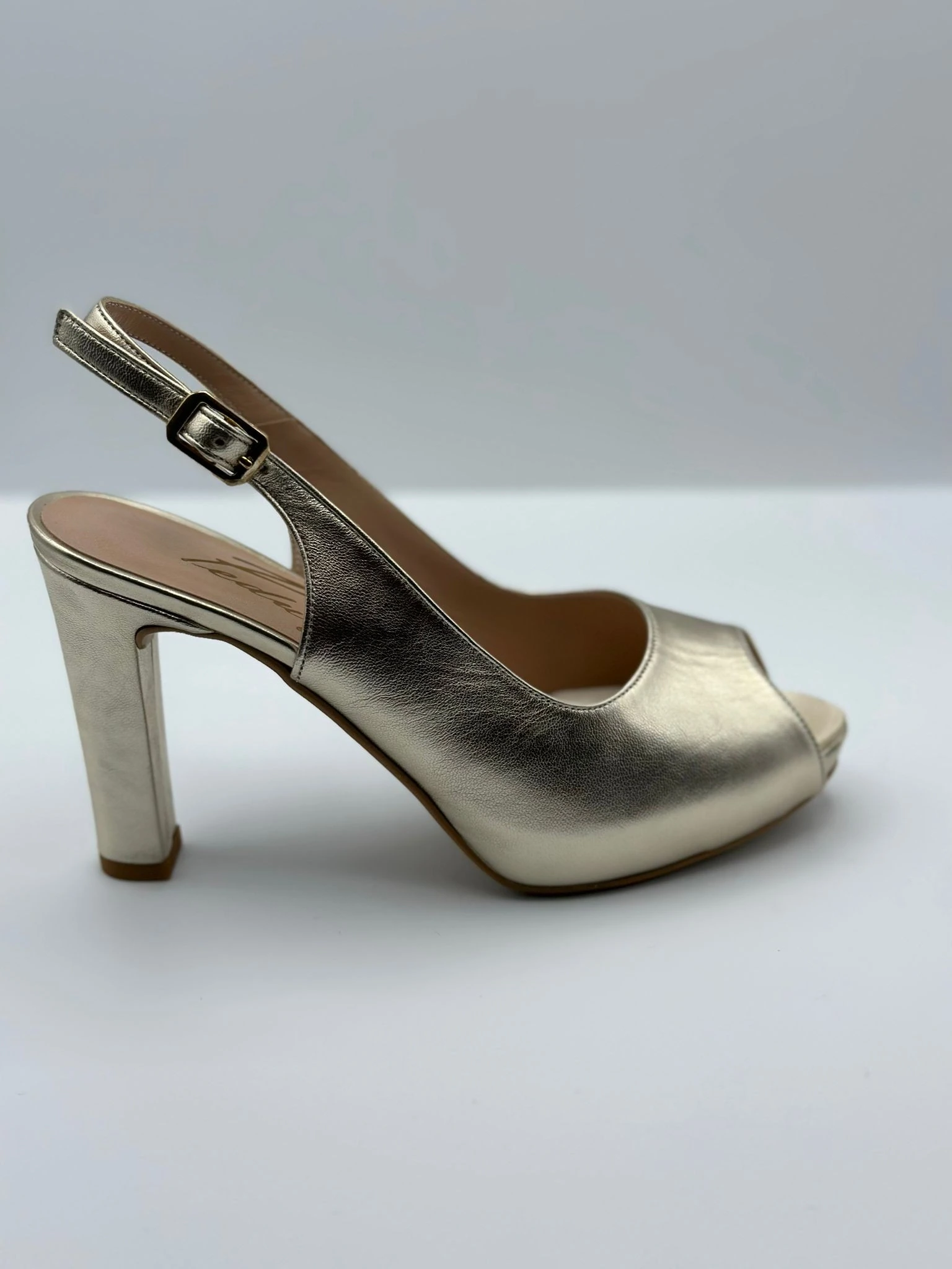 SCARPA PEDULLA' PLATINO T.90 CON PLATEAUX 2 CM art.347