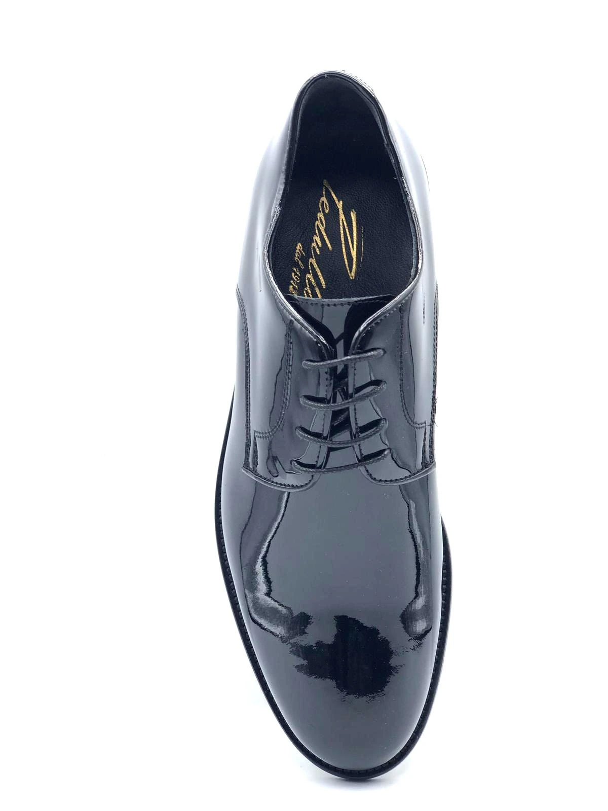SCARPA DERBY UOMO PELLE VERNICE NERA LUCIDA, SUOLA IN VERO CUOIO 901